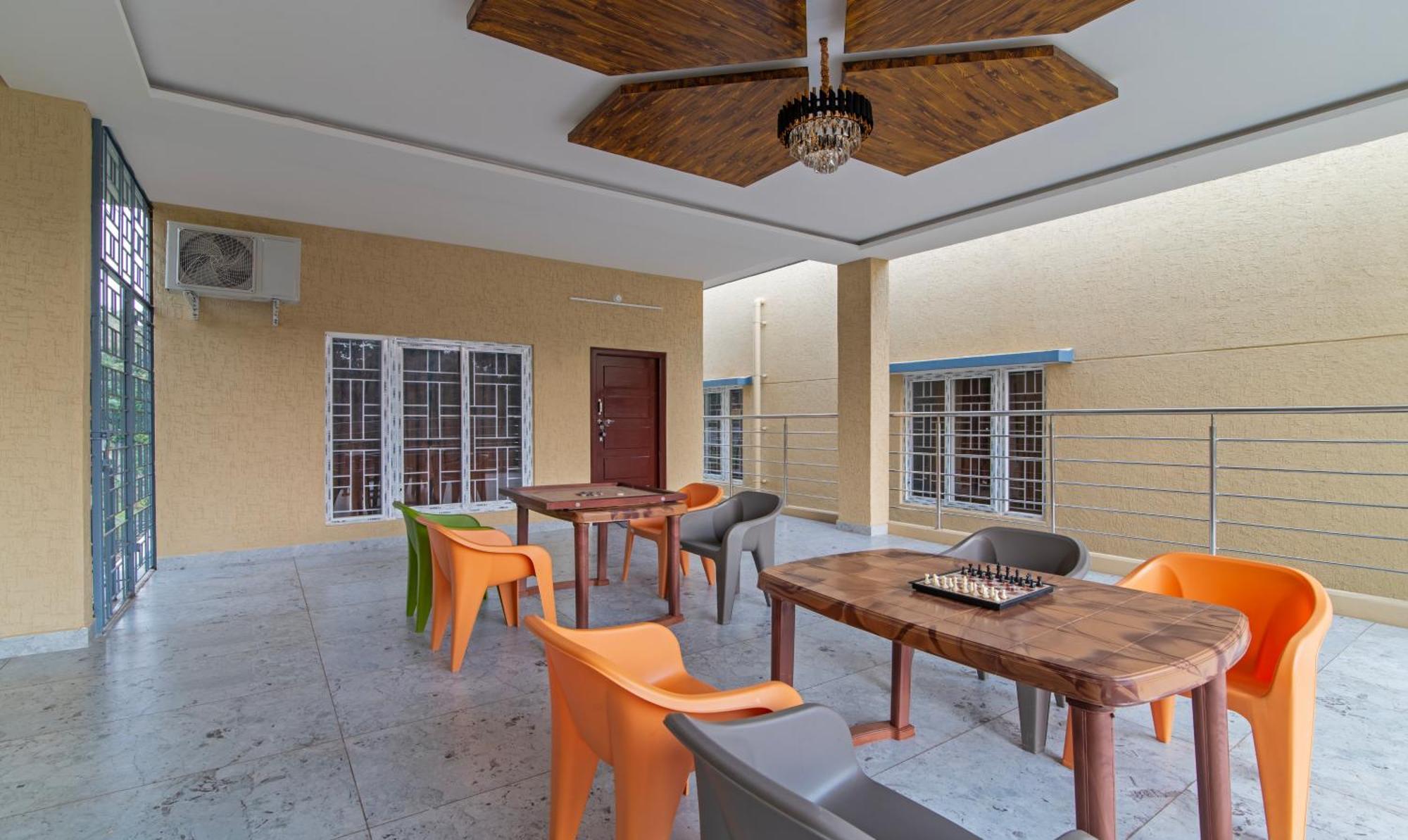 Itsy Hotels Kurinji Stay Inn Yelagiri Bagian luar foto