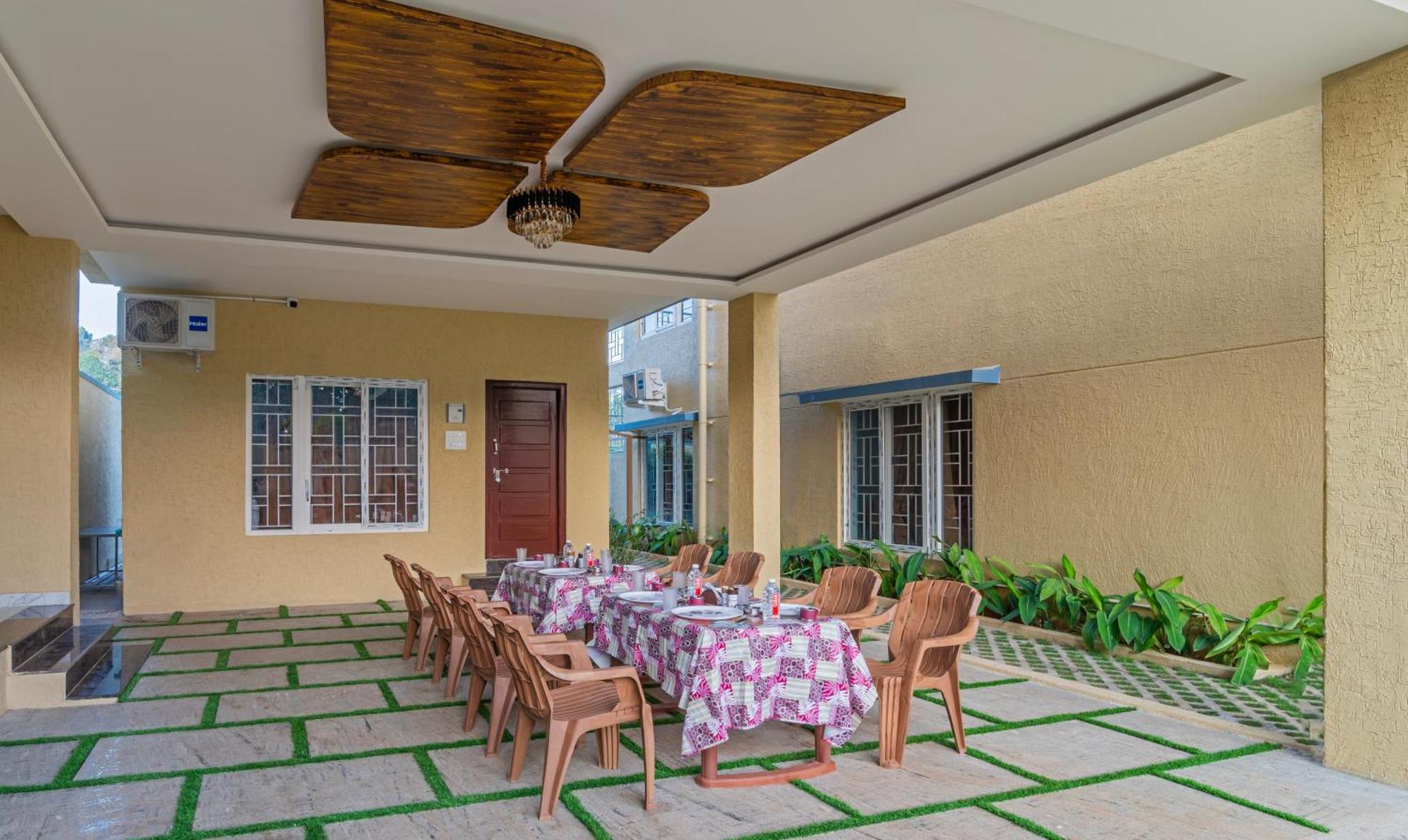 Itsy Hotels Kurinji Stay Inn Yelagiri Bagian luar foto